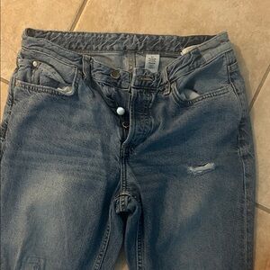 Blue Distressed Jeans